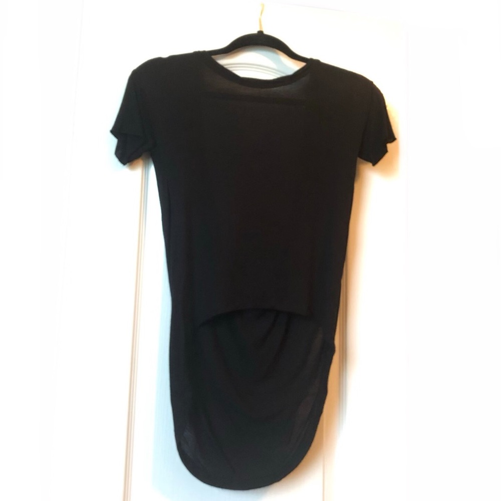 Low cut back tee.